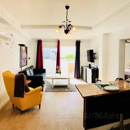 Apartament Mariposa With Pool,200m From The Beach