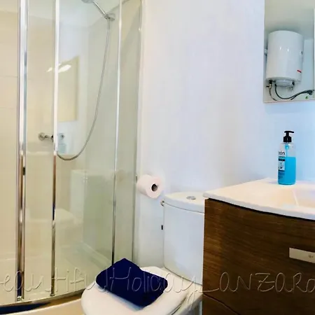 Apartament Mariposa With Pool,200m From The Beach Playa Honda (Lanzarote)